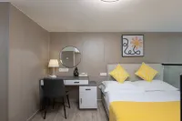 Feifan zhenpin Hotel (Meizhou Donghuicheng Railway Station) Hotels near Pankeng Sceneic Area