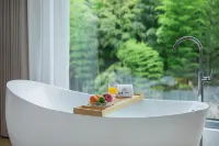 Four Seasons’ Wind HomeStay - อ่างจากุชชี่