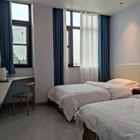 Huilin Hotel (Fangcheng Bowangzhen No.2 Middle School People's Government Branch)