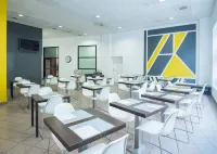 尼姆中心舒適公寓酒店 - 早餐