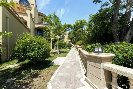 Zhoushan Alahai Hotel Отели рядом с достопримечательностью «Anqifeng Sceneic Area»