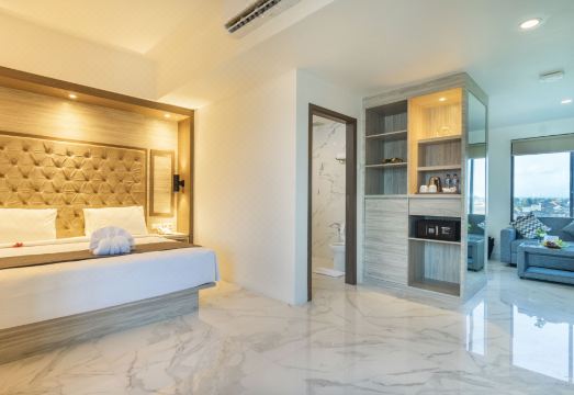 덴파사르 호텔 시설 전경