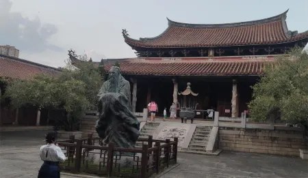 Lantian Homestay Отели рядом с достопримечательностью «Yuzhou Polytechnic Vocational College»