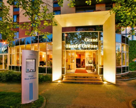 Logis Hotels Grand Hotel d'Orléans Hotels in Albi
