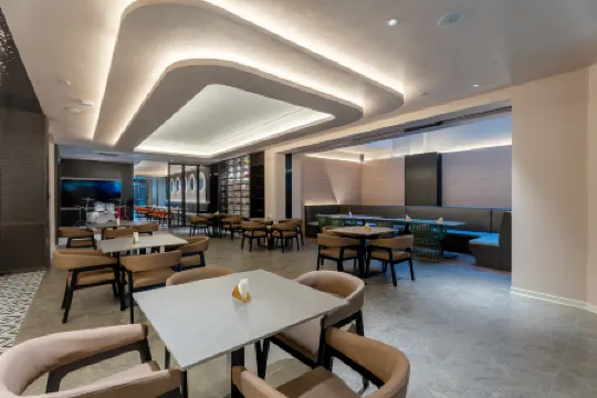 Qingmu Zhuji Hotel (Wanda Yintai City Branch)