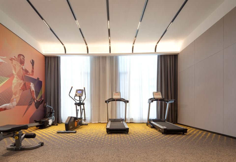 1. 햄튼 바이 힐튼..