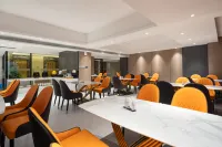Victoria International Hotel ViCTORIAINTERNATIONALHOTEL (Maoming Dianbai Xinhu 2nd Road) - breakfast