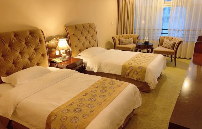 Langqiao Business Hotel