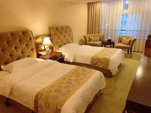 Langqiao Business Hotel