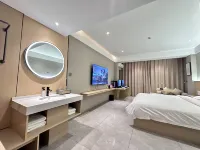 Taibai Hotel Hotels near Xihu Square