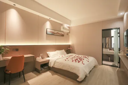 Anman Hotel (Fengcheng Railway Station Hengfeng Plaza) Отели рядом со станцией Fengchengdong Railway Station