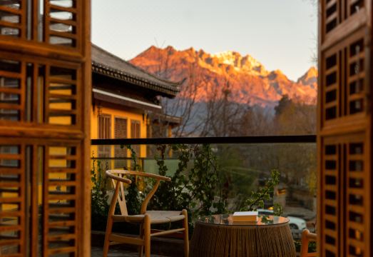 大美华宿·雪山像面包一样温柔丨贝尊LINKA（白沙日照金山店）外景图