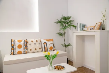 Qingqian Homestay (Xi'an Huimin Street)