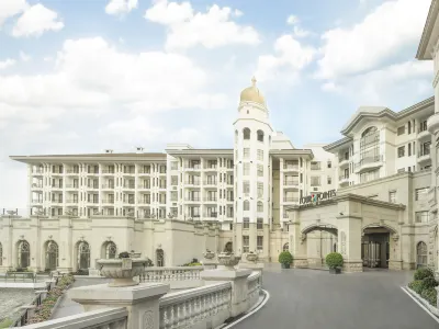 Four Points By Sheraton Yangjiang City Center Hotels in Yangjiang