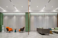 Kaweida Hotel (Wuchuan Aoyuan Plaza No.3 Middle School)