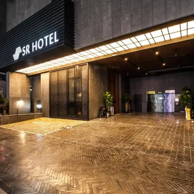 SR Hotel Sadang Hotels near Gubanpo Station