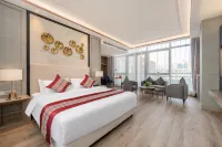 Pengxi Hotel (Haikou Qilou Old Street Sun Moon Square Duty Free Shop)