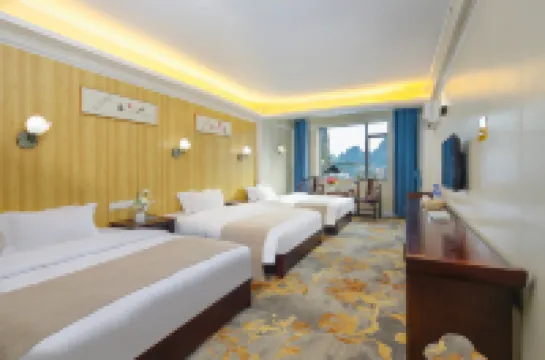 Yicheng Hotel (Yangshuo West Street)