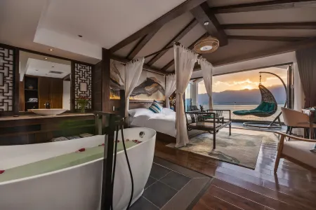 Dali Junbo Tea Yun Theme Seaview Homestay Отели рядом с достопримечательностью «Yuxi University of Applied Technology»