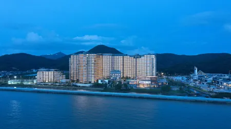 Zhujiajian Xian Scenic Resort Hotel (Poly Zizaihai Resort) Отели рядом с достопримечательностью «Anqifeng Sceneic Area»