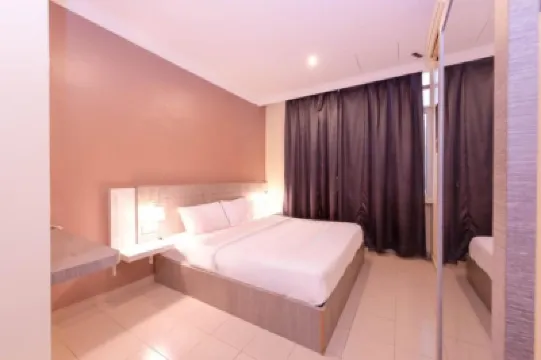 Spring Inn Hotel  호텔