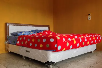 Tuk Tuk View Inn Hotel dekat Taman Wisata Asal Usul (Legenda) Danau Toba