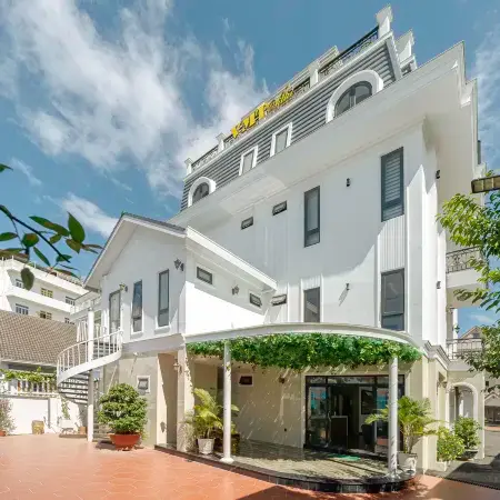 Vmt Hotel Da Lat Отели рядом с достопримечательностью «Университет Далата»
