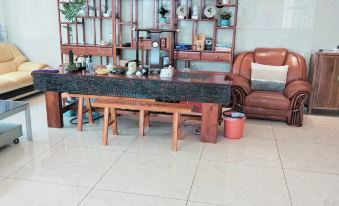 Fuxian Lake Homestay