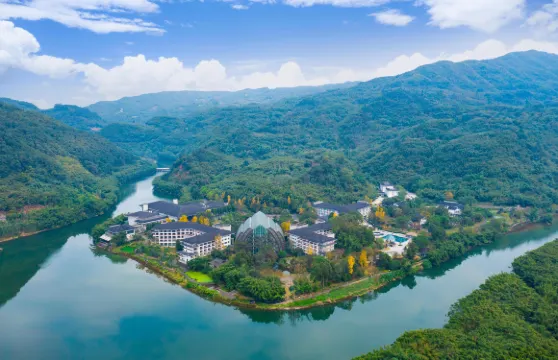 長寧竹海世外桃源度假酒店