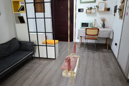 LVJUSHIGUANG Luoxing Branch