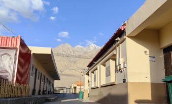 Stone Xiaozhu Homestay