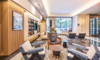 Atour Hotel Shenyang Tiexi Public Square Qigong Street Subway Station