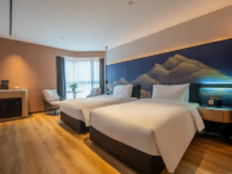 麗呈ホテル（新郷市政府高速鉄道東駅） 新郷のホテル