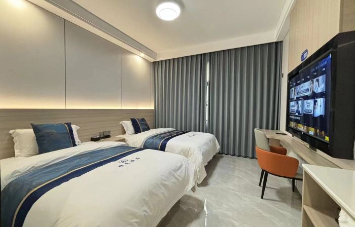 LOVE ONLY HOTEL