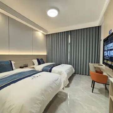 โรงแรมเลิฟโอนลี่ โรงแรมใกล้พื้นที่สถานีรถไฟซินหัว