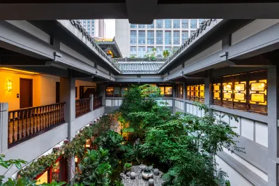 Kunming Pillowstone Woyun Boutique Hotel (Nanping Pedestrian Street Jinma Bijifang Branch) Hotels in Nanping Pedestrian Street