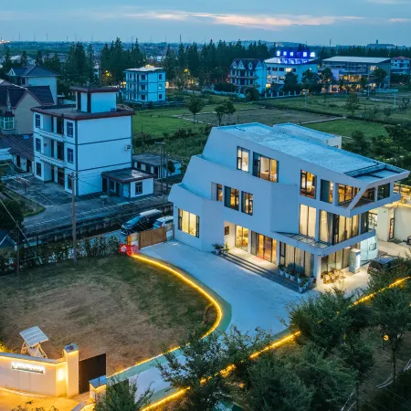 Shanghai Chuyuan Homestay Отели рядом с достопримечательностью «Озеро Дишуй»