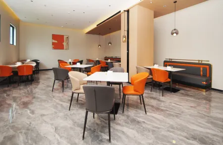 GreenTree Eastern Hotel (Guangxi Police College Xianhu Campus) Отели рядом с достопримечательностью «Guangxi University of Foreign Languages»