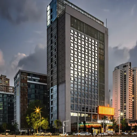 Xana Hotelle Hotel (Handanshi Zhengfu East Railway Station)