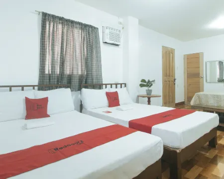 RedDoorz @ Joels Apartelle ビニャンのホテル