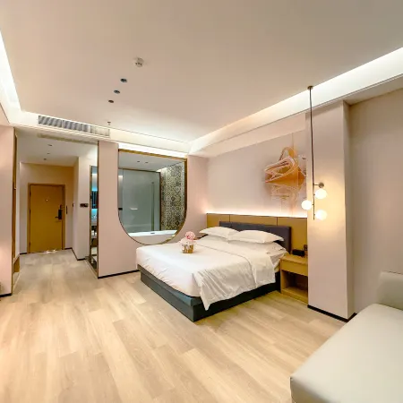 Raman Hotel (Shanwei Erma Road Food Street Branch)