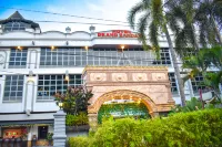 Hotel Grand Bandara