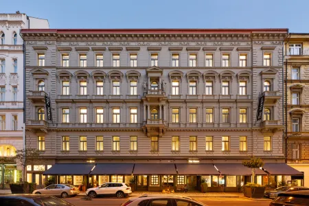 The Manes Boutique Hotel Prague Отели рядом с достопримечательностью «Кафедральный собор Святых Кирилла и Мефодия»