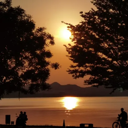 NING BO HAN LING WU YI SHAN JU HOMESTAY