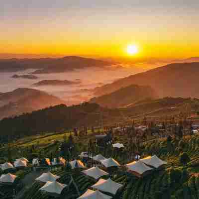 普洱倚象山營地暨半山酒店 Hotel Exterior