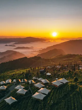 Yixiangshan Camp and Banshan Hotel Отели рядом с достопримечательностью «Rhino Land of The Pu'Er National Park»