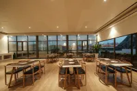 Qianxun Intelligent Hotel Haiyisu (Qibala International Resort)