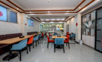 Borrman Hotel (Fangchenggang Qisha)