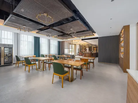 James Joyce Coffetel	  Beijing Daxing International Airport No.1 Отели рядом с Аэропорт Пекин Дасин