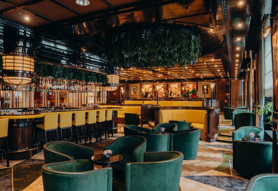 JW 메리어트 호텔 베를린 수영장